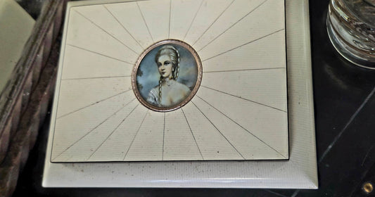 Vintage ballerina music box