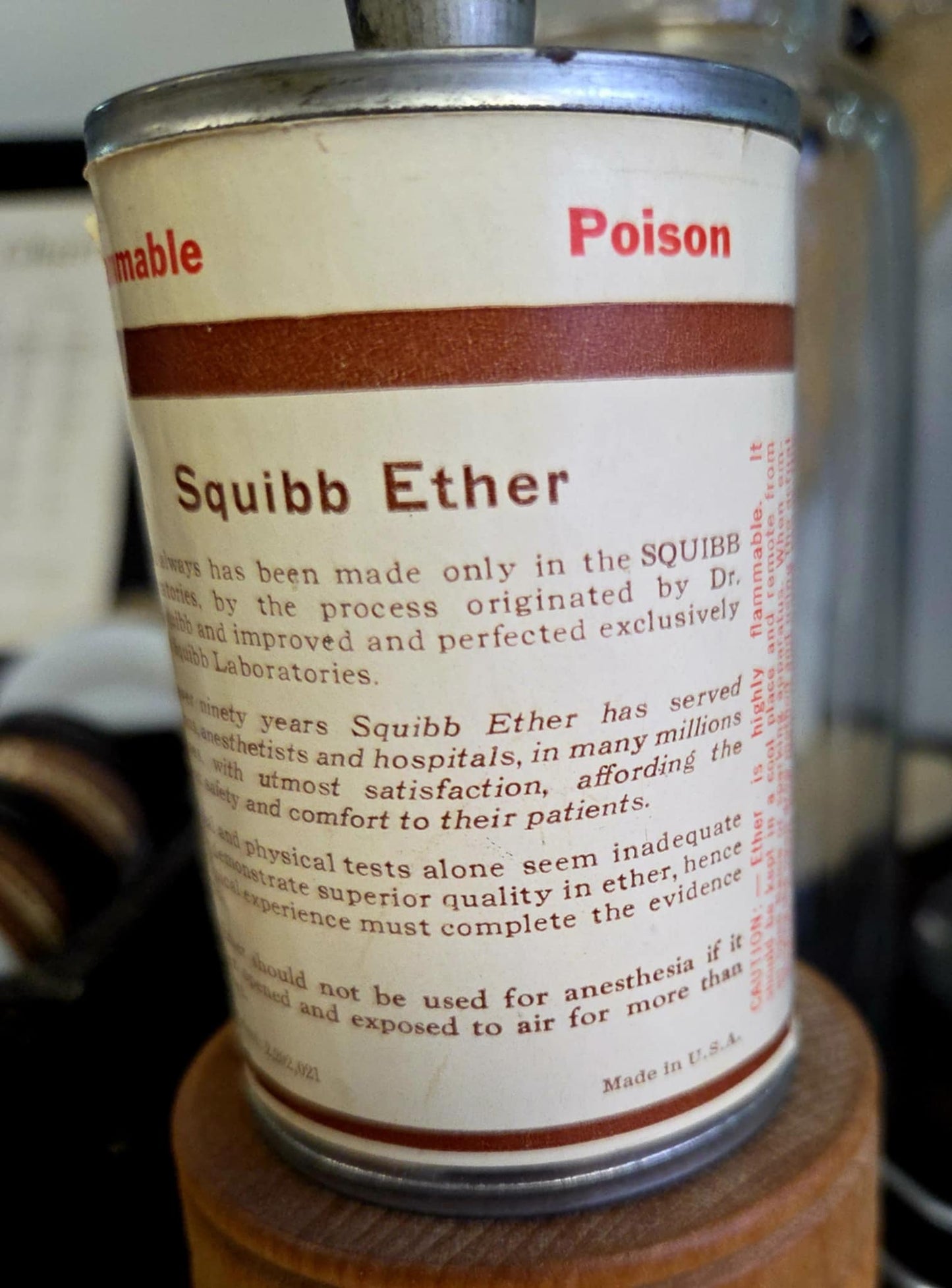Unopened Ether Squibb Antique canister 1/4 lb, Net